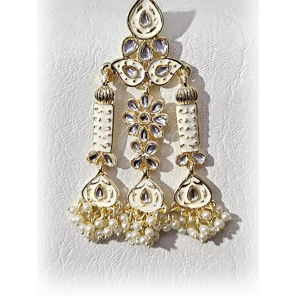 ANITEQUE EARRING